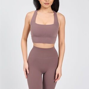 Buffbunny Revolution Sports Bra
Mocha Berry- NWT size XS